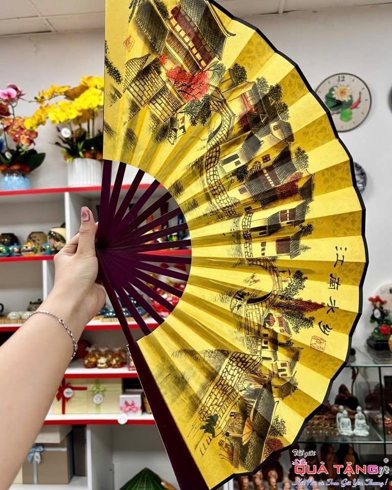 quạt xưa (2)