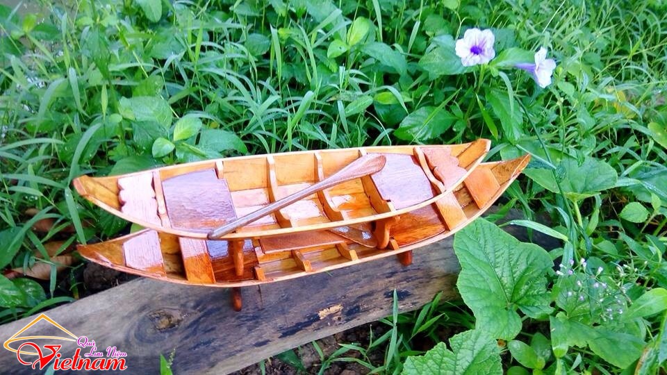 Xuồng ba lá và văn hóa sông nước Nam bộ