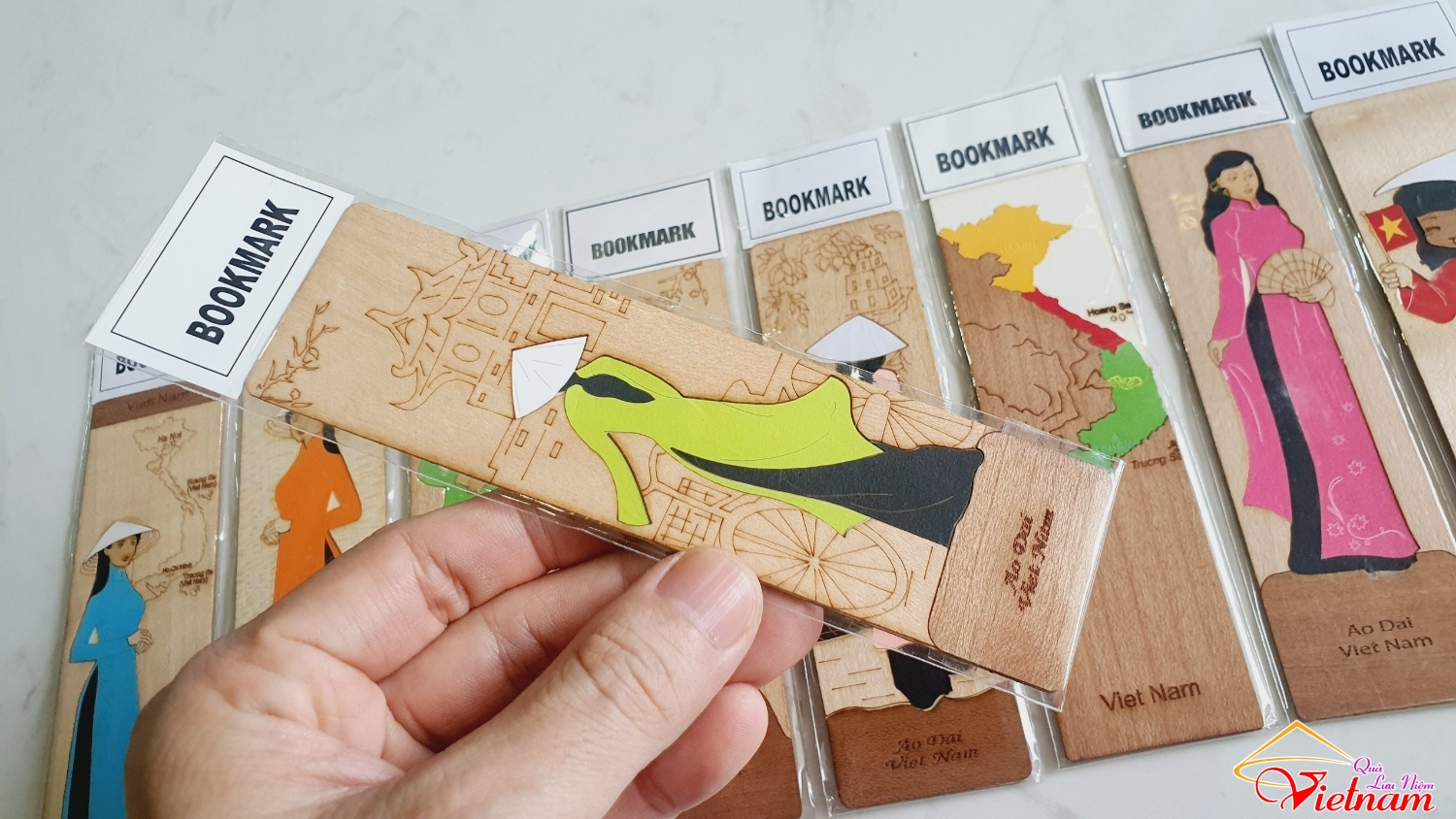 Bookmark gỗ (1)