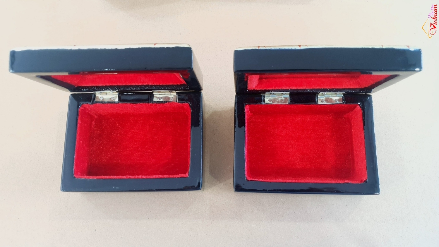 Hop sơn mài cô gái (6)