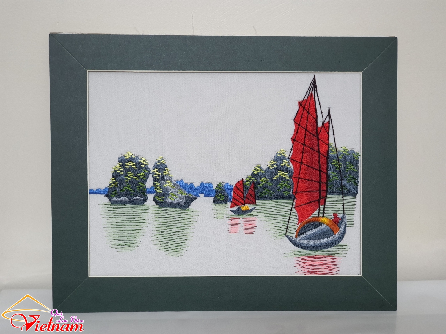 tranh theu luu niem vinh ha long