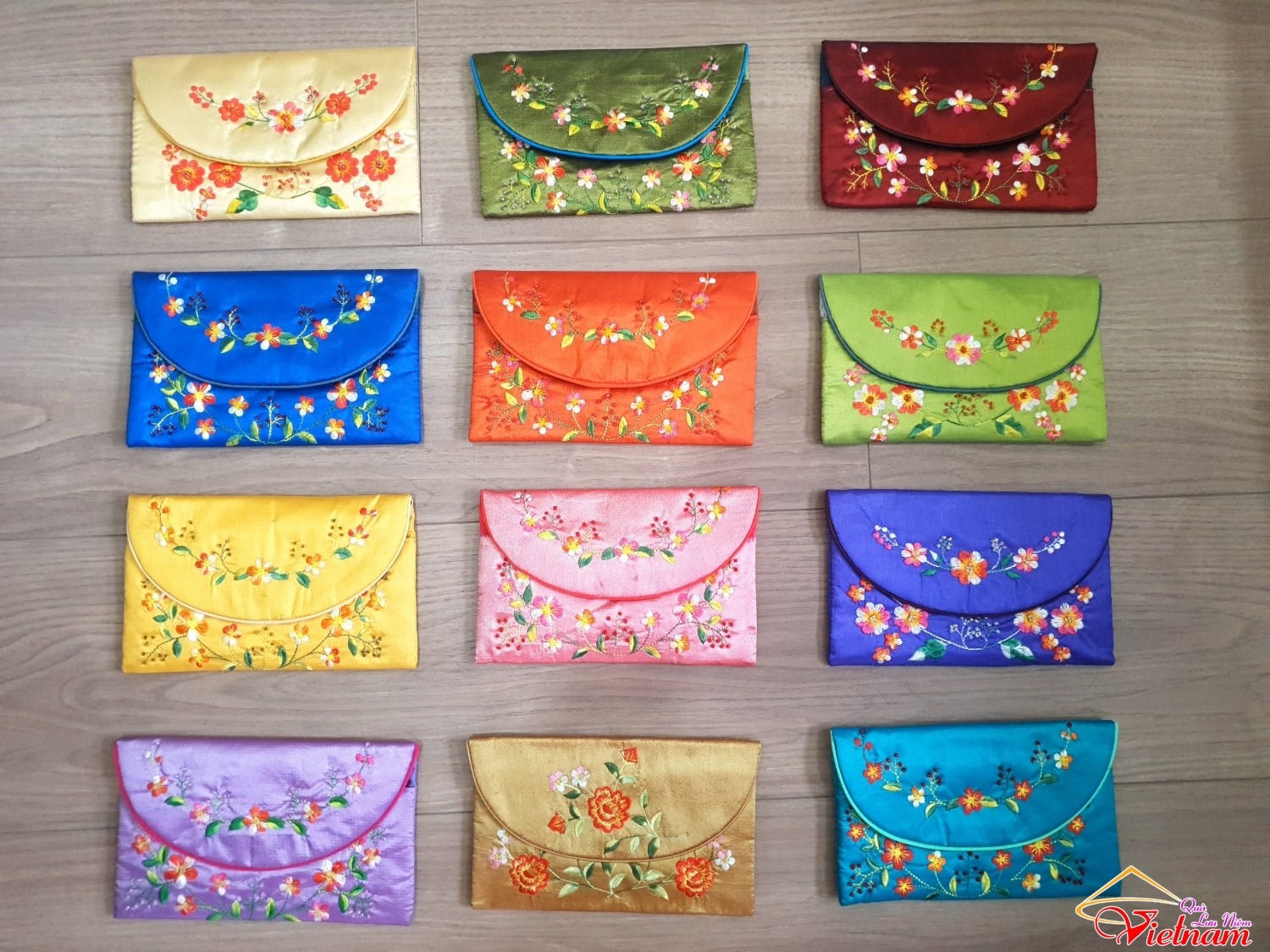 vi luu niem cam tay theu hoa (2)